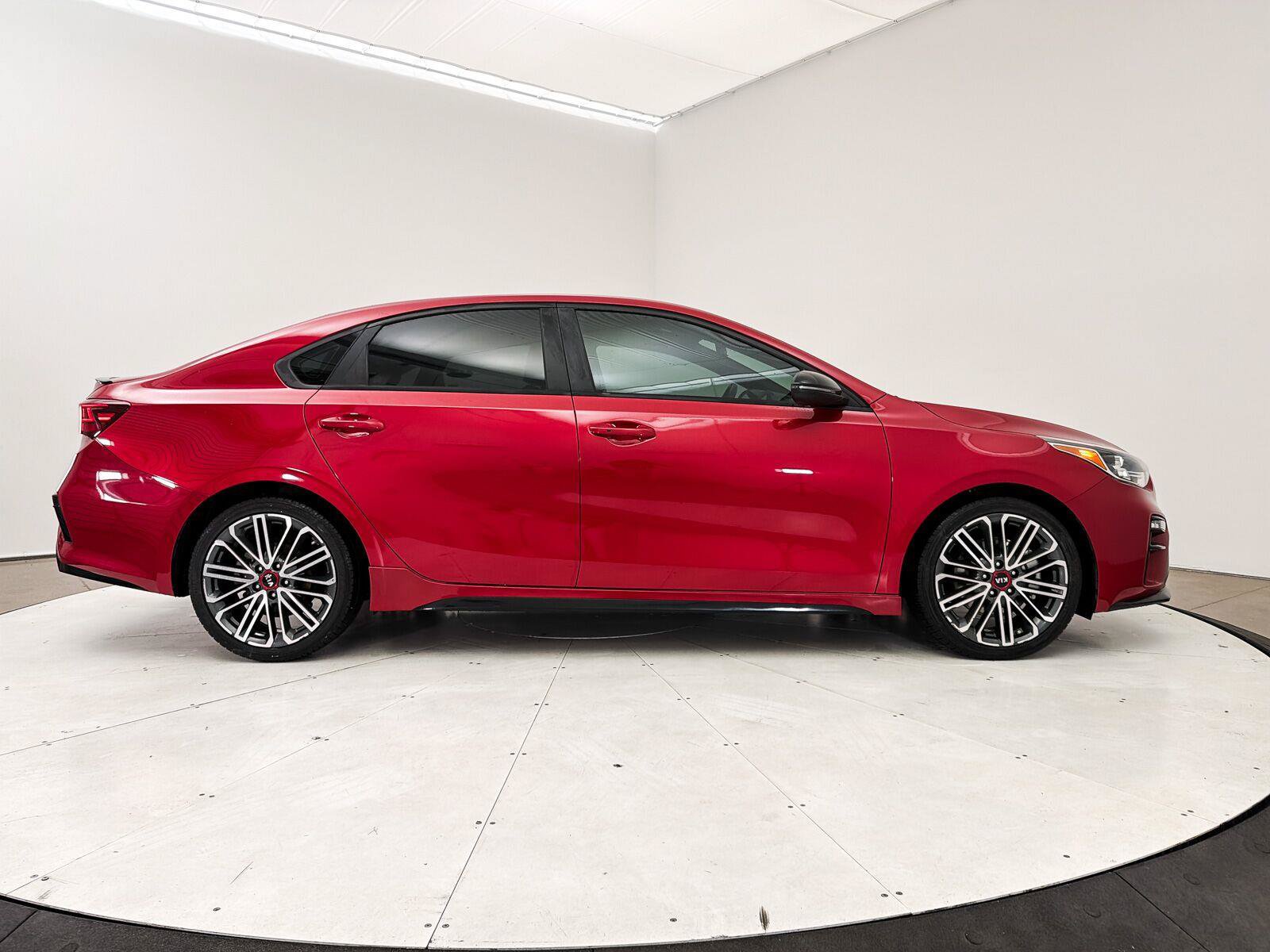 Used 2021 Kia Forte GT w/ GT2 Package FWD image 29