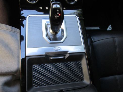 Used 2020 Land Rover Range Rover Evoque S image 51