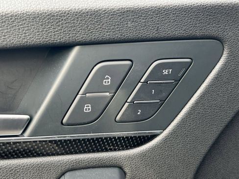 Used 2018 Audi SQ5 Prestige image 31