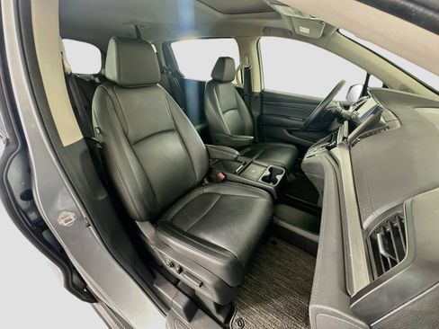 Used 2025 Honda Odyssey EX-L image 33