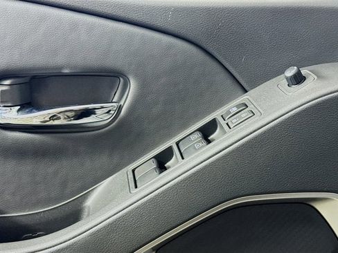 New 2026 Nissan Frontier SV w/ Tow Package image 16