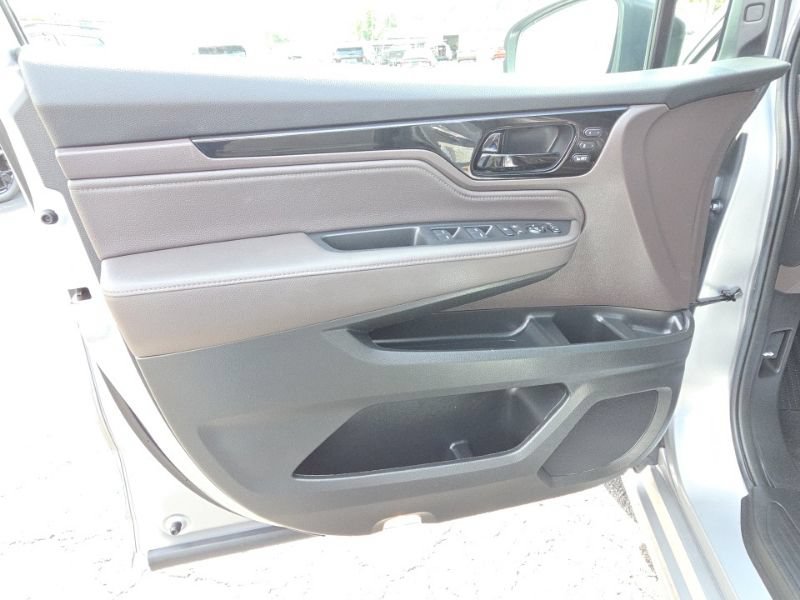 Used 2023 Honda Odyssey Touring image 29