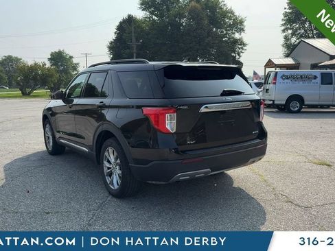 Used 2021 Ford Explorer XLT w/ Equipment Group 202A AWD/4WD image 3