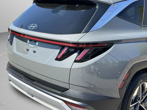 Used 2025 Hyundai Tucson SEL image 10