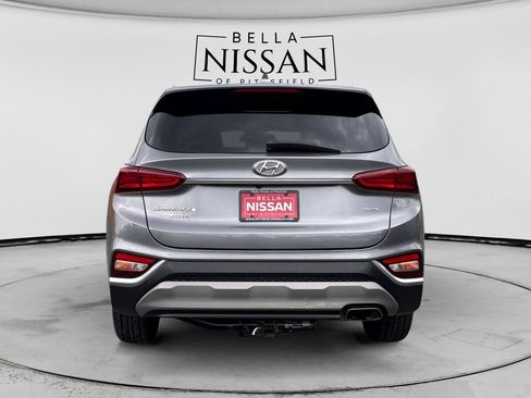 Used 2019 Hyundai Santa Fe SEL AWD/4WD image 4