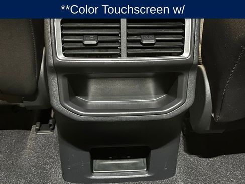 Used 2025 Volkswagen Atlas Cross Sport SE image 10