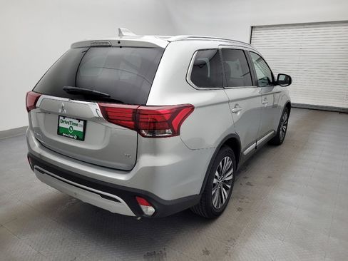 Used 2020 Mitsubishi Outlander SE image 9