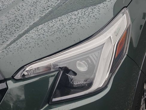 Used 2023 Subaru Forester Limited image 9