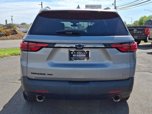 Used 2023 Chevrolet Traverse RS w/ LPO, Floor Liner Package AWD/4WD image 6