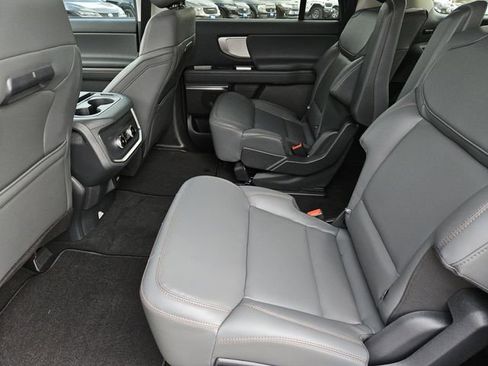 New 2025 Ford Expedition Max Active image 28