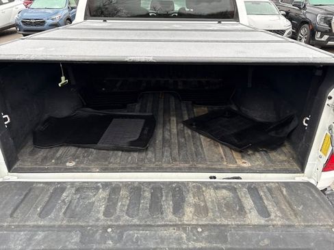 Used 2021 Toyota Tundra SR5 w/ TRD Off-Road Package image 9