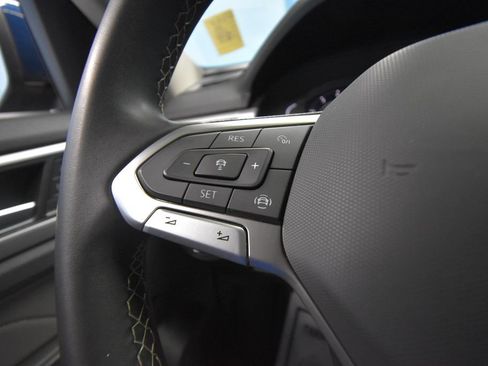 Used 2022 Volkswagen Atlas SE AWD/4WD image 11
