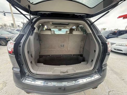 Used 2014 Chevrolet Traverse LTZ AWD/4WD image 2