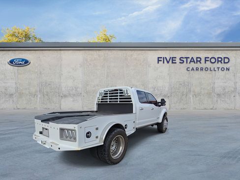 Used 2022 Ford F450 Limited image 8