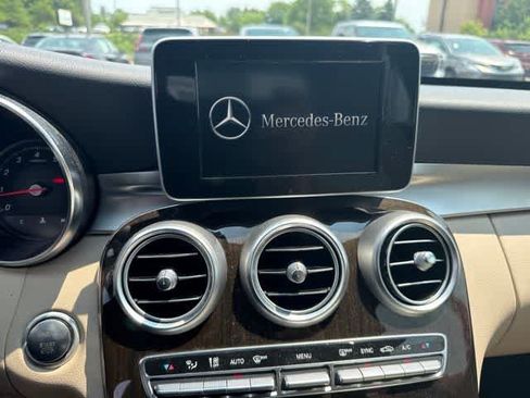 Used 2018 Mercedes-Benz C 300 4MATIC Sedan image 6