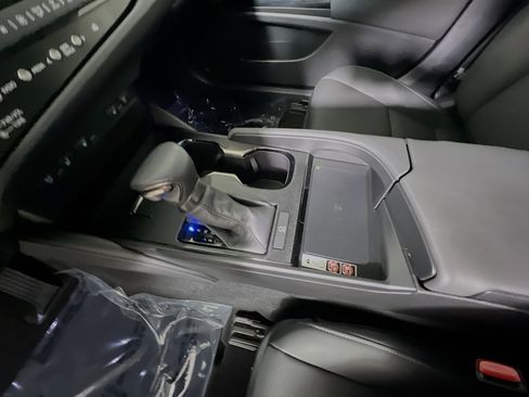 Used 2024 Lexus ES 350 w/ Premium Package image 25