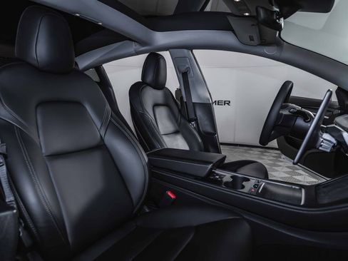 Used 2021 Tesla Model 3 Standard Range Plus image 20