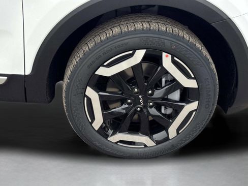 New 2025 Kia Telluride S image 9