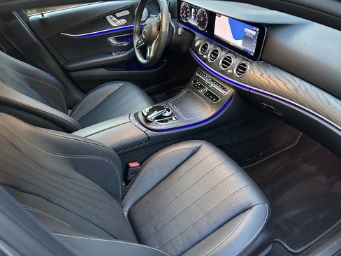 Used 2020 Mercedes-Benz E 350 4MATIC Sedan w/ Parking Assistance Package image 40