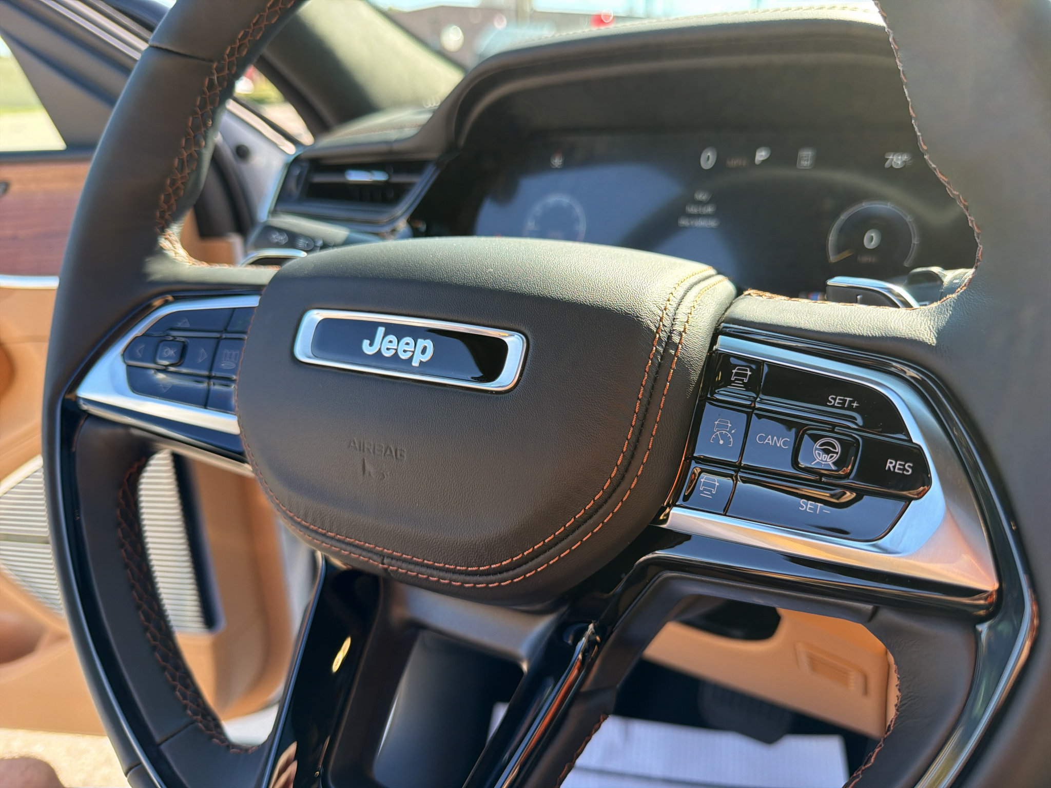 New 2027 Jeep Grand Cherokee Summit AWD/4WD image 18