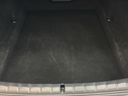 Used 2025 BMW 740i xDrive image 33