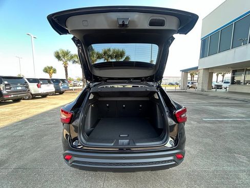 New 2026 Chevrolet Trax LT w/ Driver Confidence Package FWD image 17
