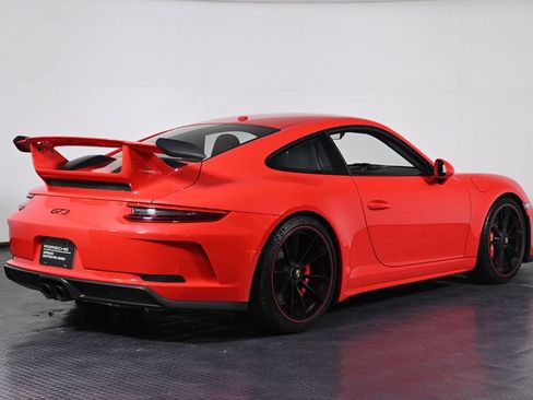 Certified 2018 Porsche 911 GT3 RWD image 7
