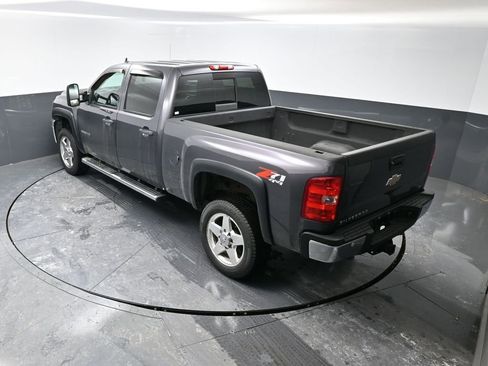 Used 2011 Chevrolet Silverado 2500 LT w/ Interior Plus Package image 55