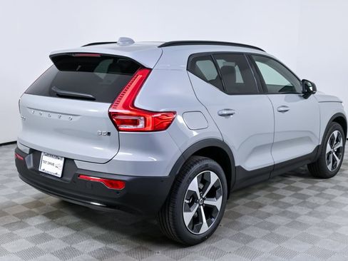 New 2026 Volvo XC40 B5 Plus w/ Protection Package Premier AWD/4WD image 27