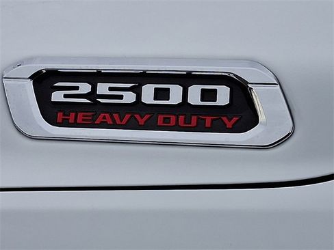 Used 2024 RAM 2500 Tradesman w/ Chrome Appearance Group image 28