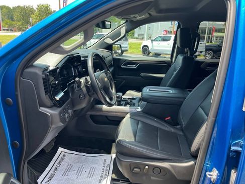 Used 2022 Chevrolet Silverado 1500 LTZ w/ LTZ Convenience Package II AWD/4WD image 53