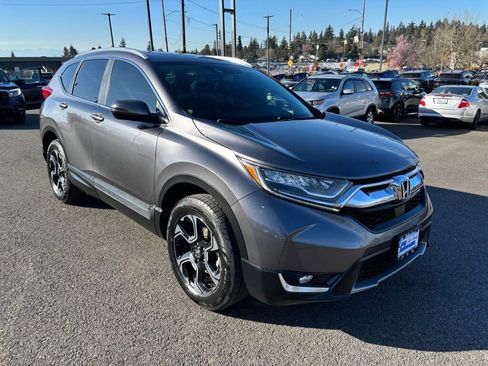 Used 2019 Honda CR-V Touring image 3