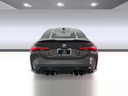 Used 2024 BMW M4 Competition w/ Executive Package image 9