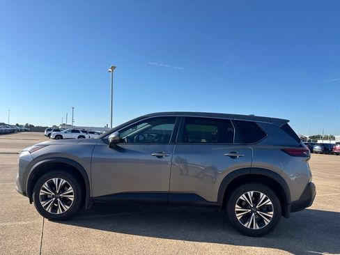 Certified 2023 Nissan Rogue SV FWD image 15