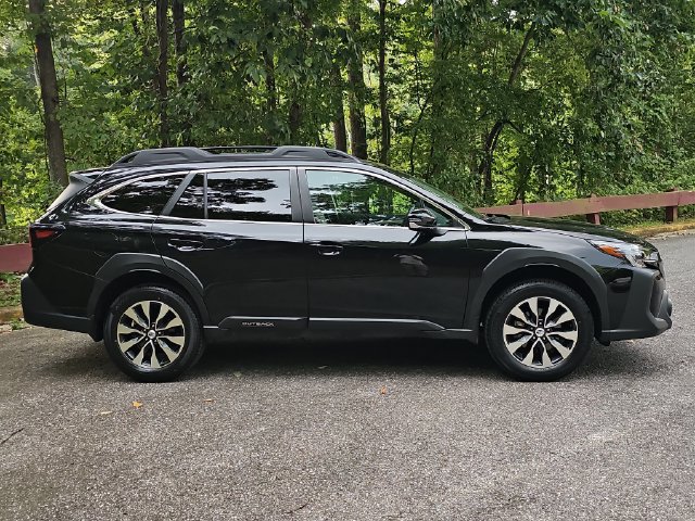 Certified 2024 Subaru Outback Limited AWD/4WD image 2