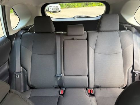 Used 2025 Toyota RAV4 LE AWD/4WD image 34