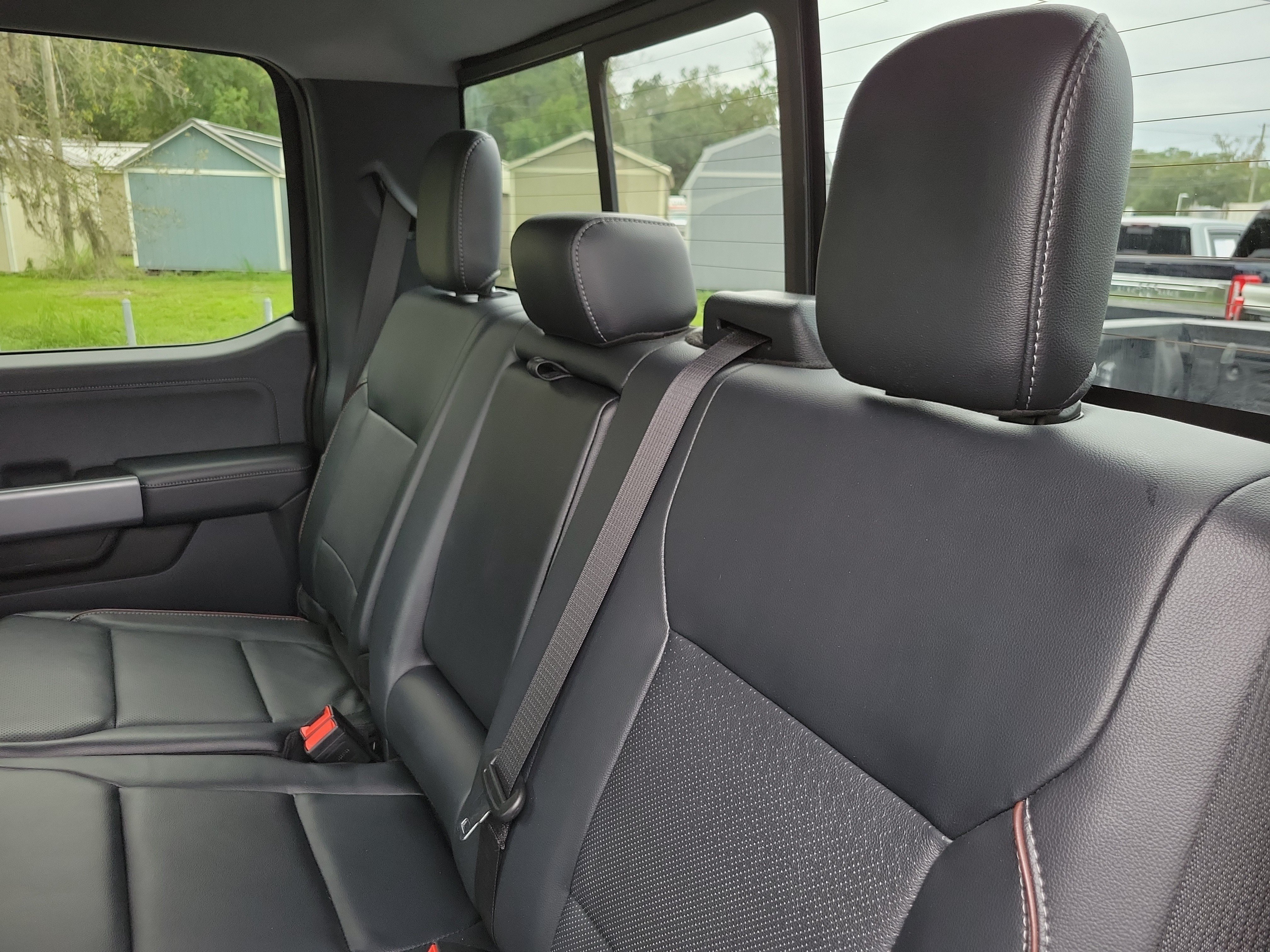 Used 2024 Ford F250 Lariat w/ Lariat Ultimate Package AWD/4WD image 18