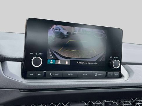 Used 2025 Honda Accord LX image 27