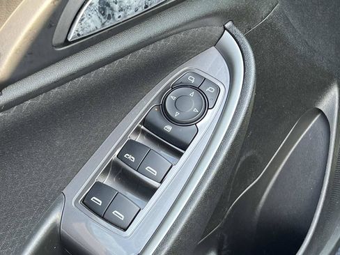 Used 2024 Chevrolet Malibu LT FWD image 12