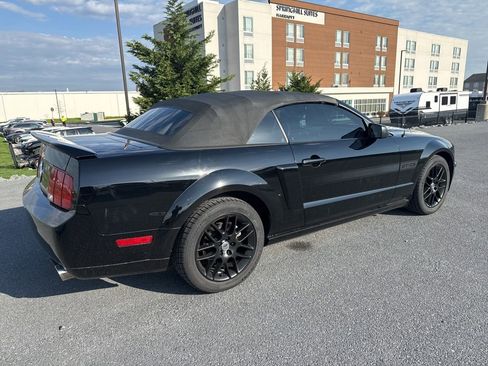Used 2007 Ford Mustang GT Premium image 9