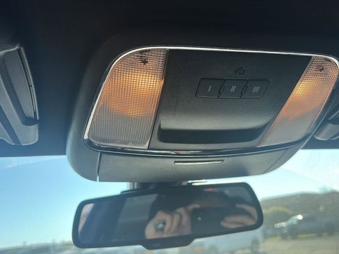 Used 2016 Dodge Charger R/T image 12