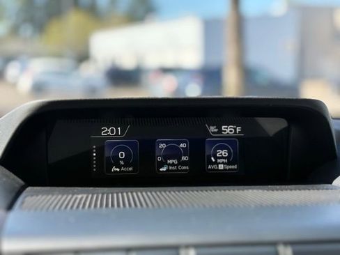 Used 2022 Subaru Ascent Limited image 14