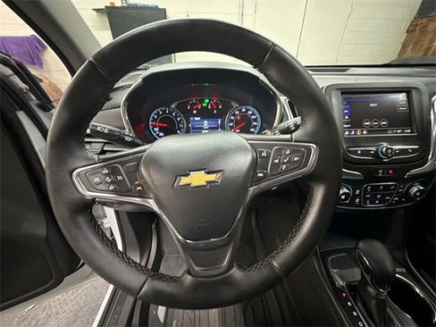 Certified 2024 Chevrolet Equinox LT w/ LPO, Floor Liner Package image 13