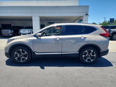 Used 2019 Honda CR-V Touring image 5