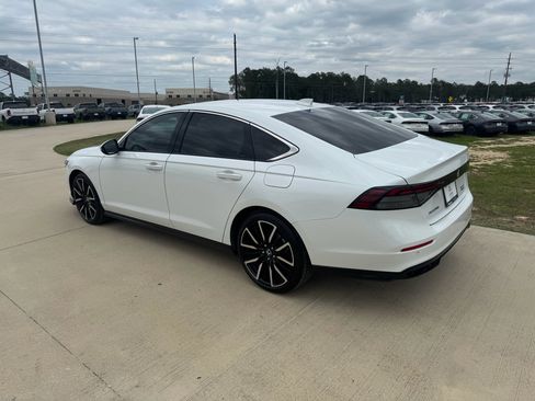 Certified 2023 Honda Accord Touring image 6