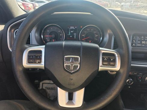 Used 2013 Dodge Charger SE image 13