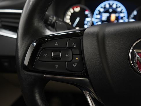 Used 2023 Buick Enclave Avenir image 23