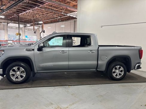 Certified 2024 GMC Sierra 1500 SLT image 32