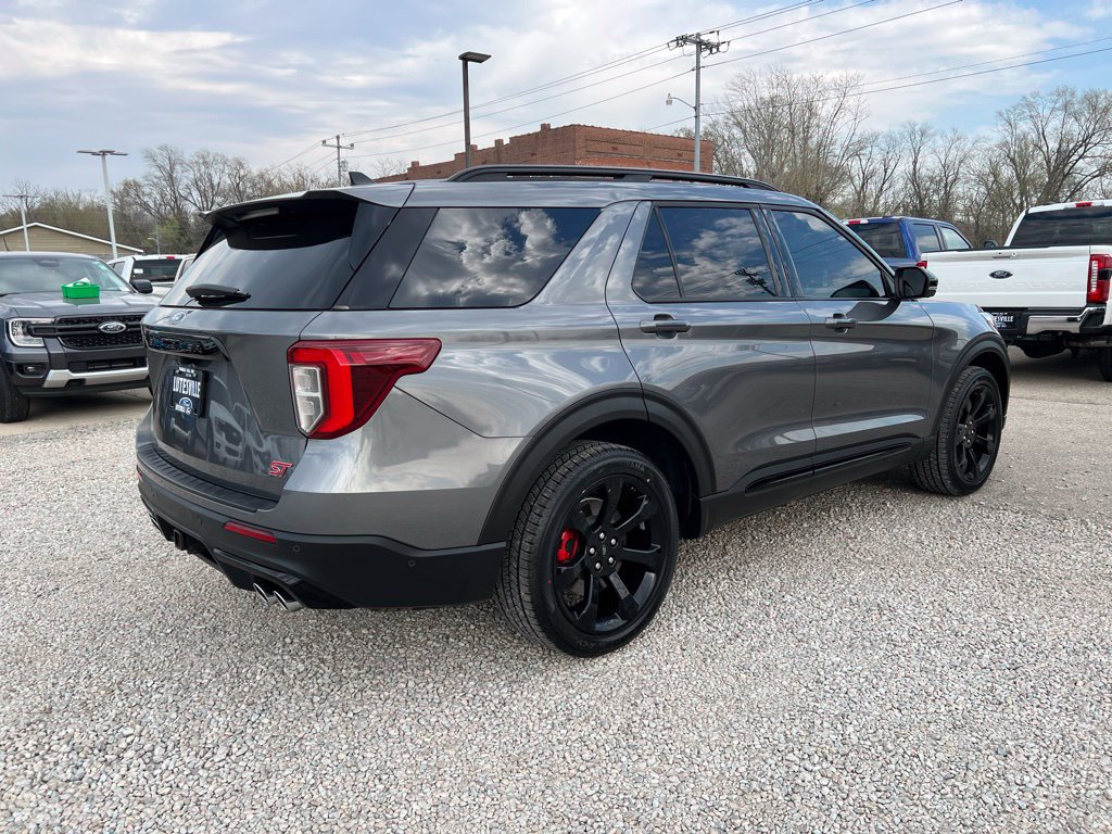 Used 2022 Ford Explorer ST w/ Equipment Group 401A AWD/4WD image 8