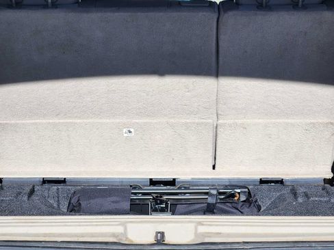 Used 2012 Lincoln Navigator 4WD image 15